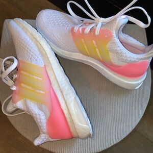 Adidas Ultraboost 5.0 DNA 3.5y/5w